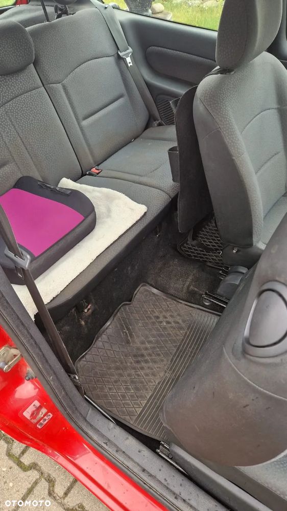 Renault Clio 1.2 16V 75 Dynamique - 19