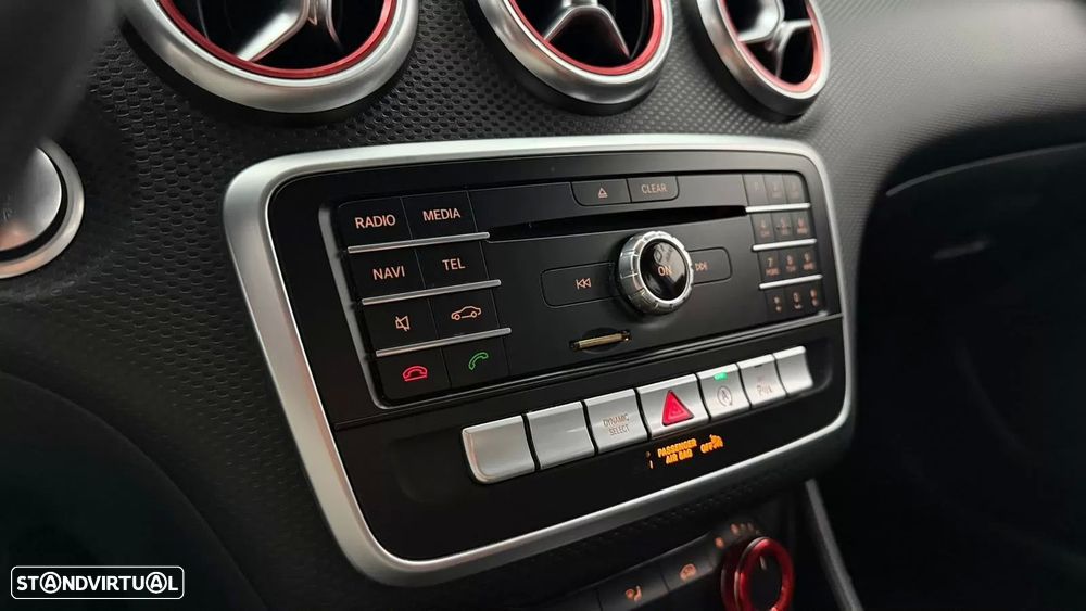 Mercedes-Benz A 180 d 7G-DCT Urban - 30