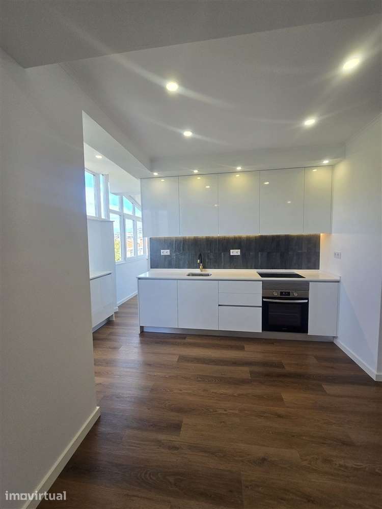 Apartamento T2 Venda em Venteira,Amadora - Grande imagem: 3/14