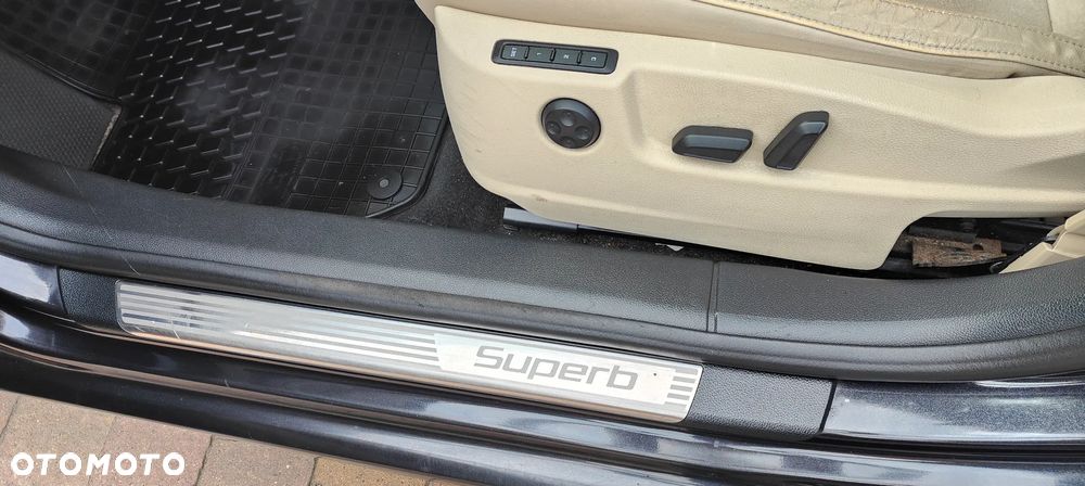 Skoda Superb 3.6 FSI 4x4 Elegance DSG - 38