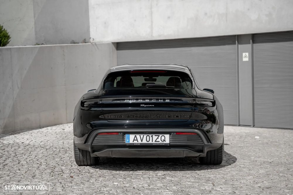 Porsche Taycan Sport Turismo Standard - 22