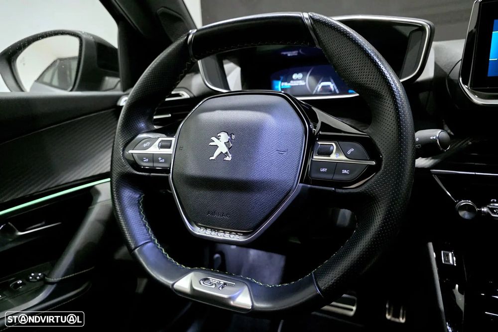 Peugeot e-2008 50 kWh GT Pack - 16