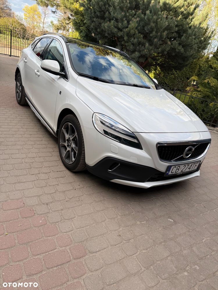 Volvo V40 Cross Country T4 Drive-E Ocean Race - 28