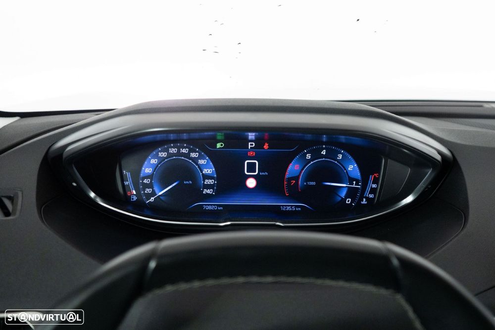 Peugeot 5008 1.2 PureTech Allure Grip Control EAT6 - 26