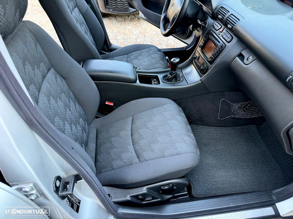 Mercedes-Benz C 220 T CDI Avantgarde - 58