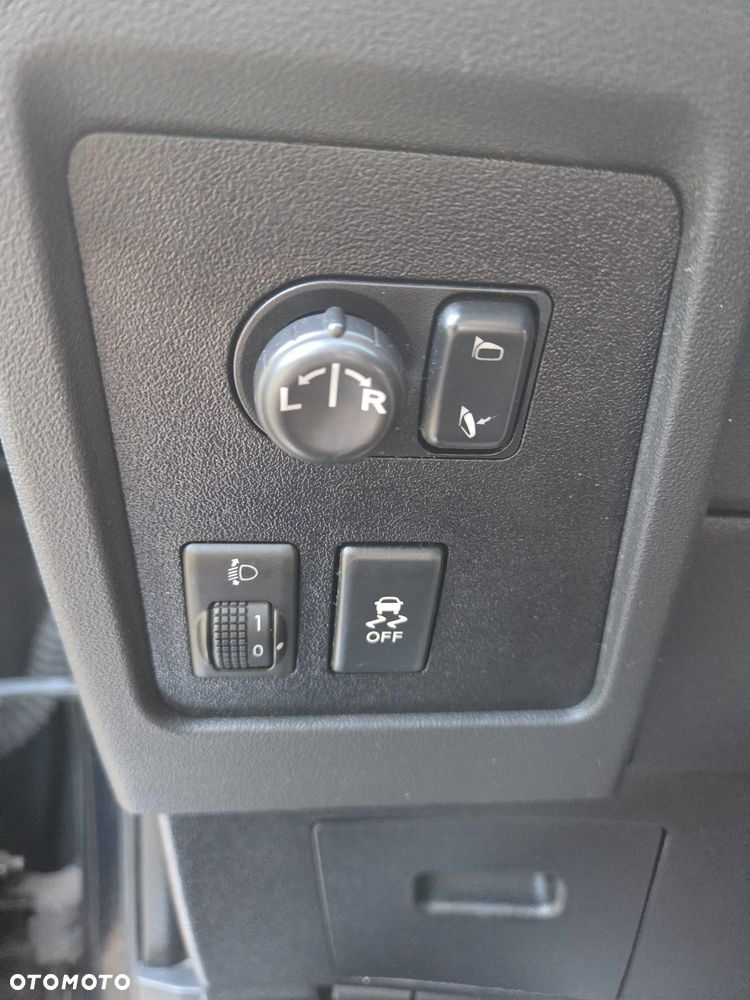Nissan Qashqai 2.0 360 - 21