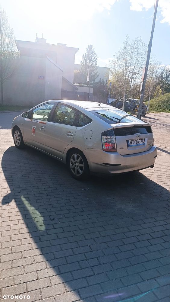 Toyota Prius 1.5 VVT-i Sol - 4