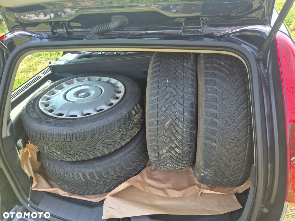 Volvo V50 2.0D DPF Momentum - 14