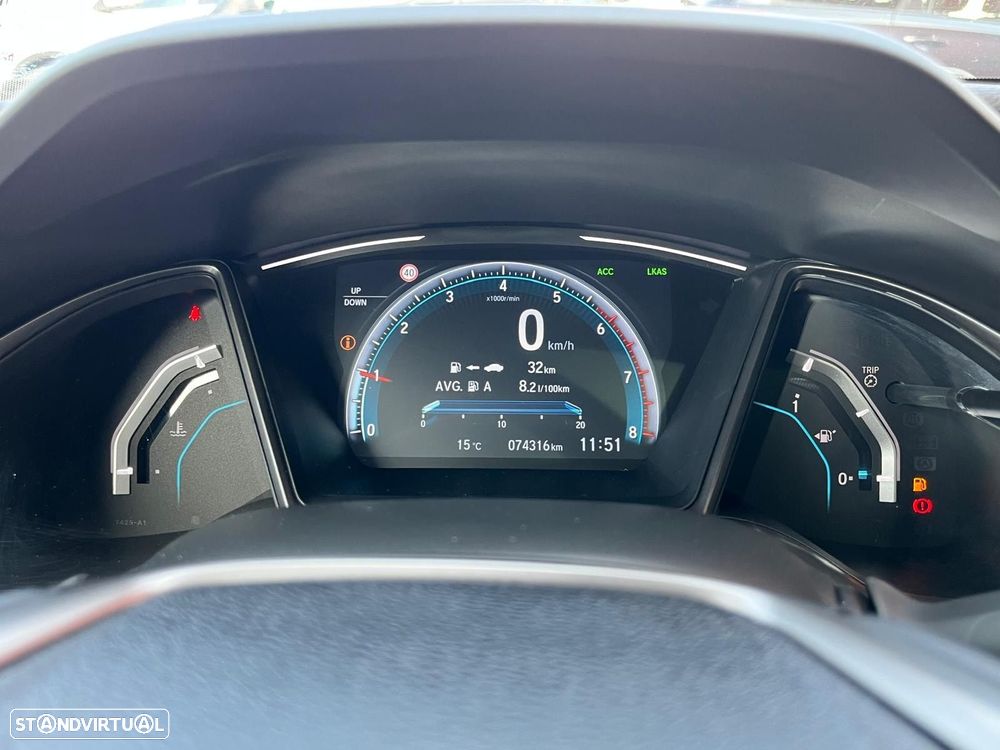 Honda Civic 1.0 i-VTEC Executive Premium - 22