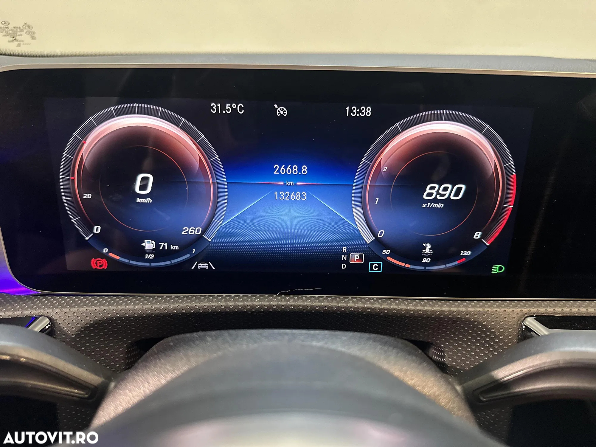 Mercedes-Benz CLA 200 7G-DCT AMG Line - 10