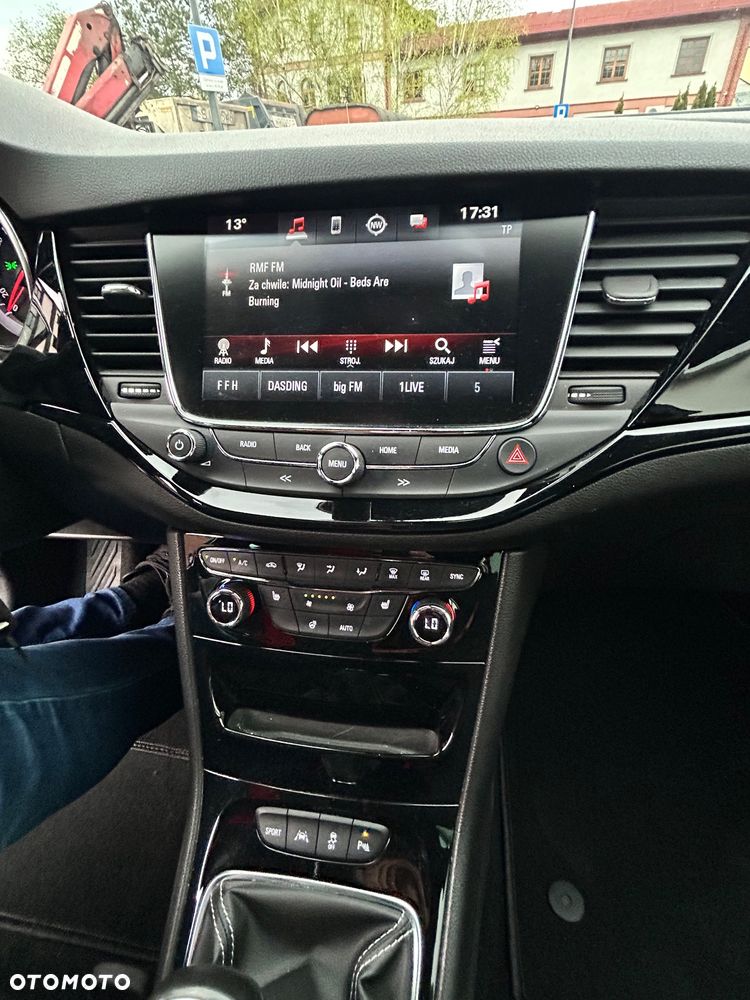 Opel Astra 1.4 Turbo Dynamic - 22