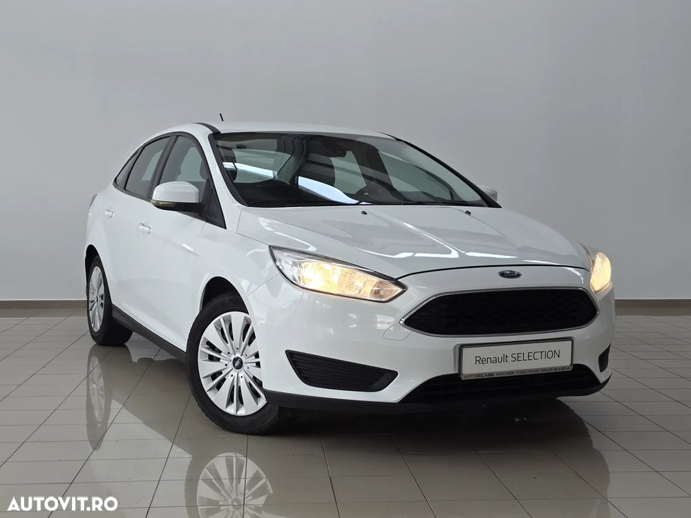 Ford Focus 1.0 EcoBoost Trend - 16