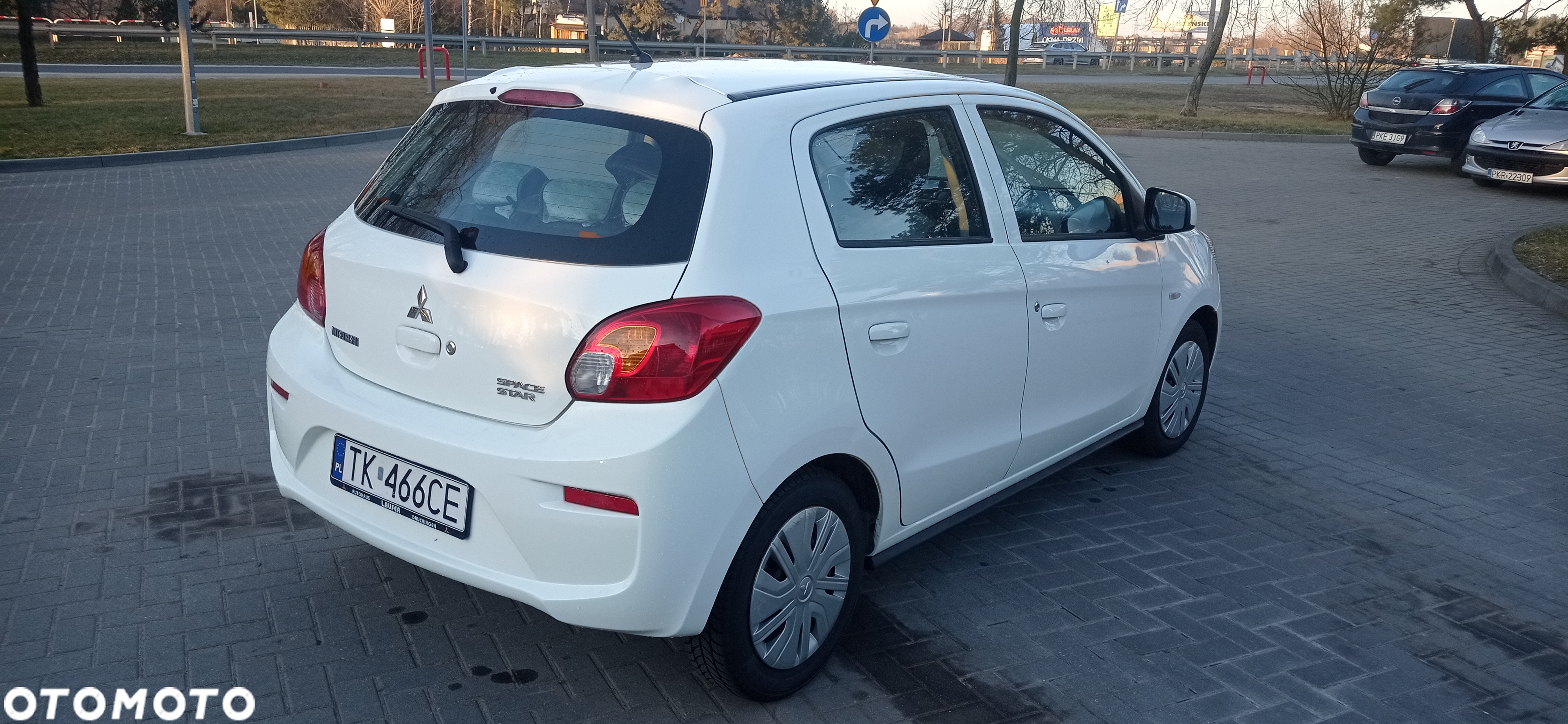 Mitsubishi Space Star - 9