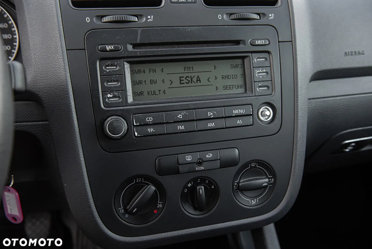 Volkswagen Golf - 19