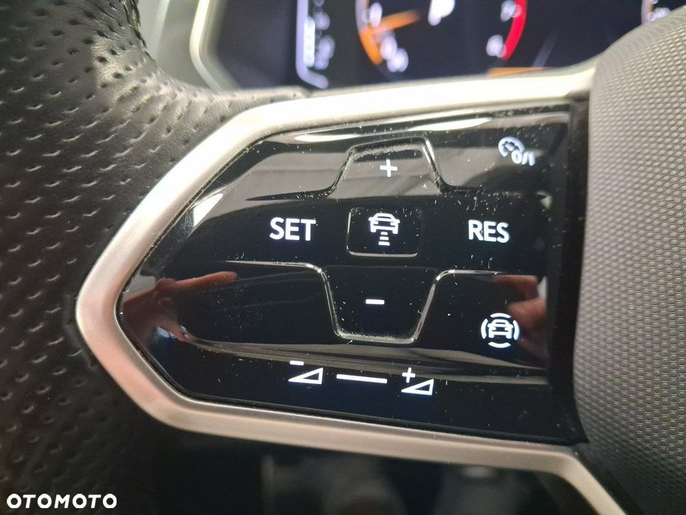 Volkswagen Tiguan Allspace - 21