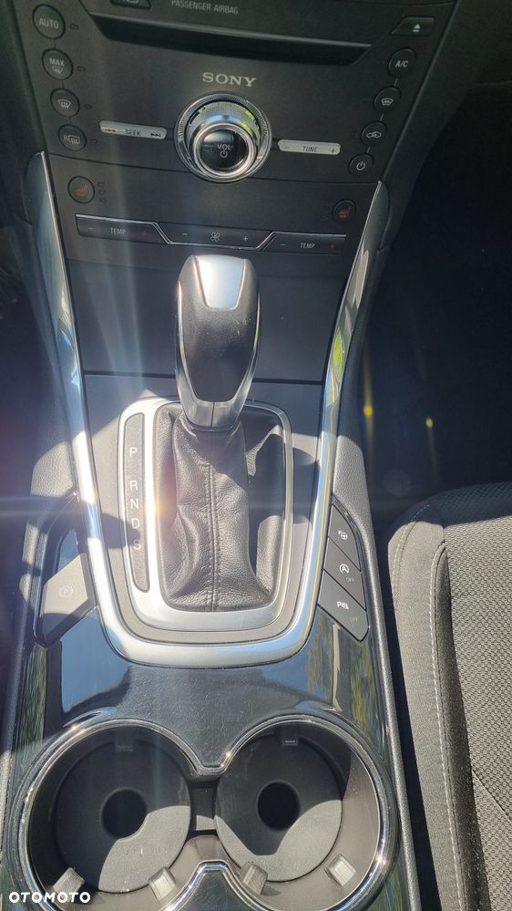 Ford S-Max 2.0 TDCi Titanium PowerShift - 14