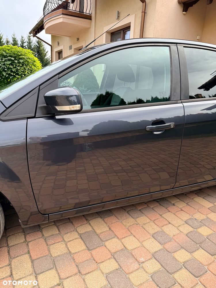 Ford Focus 1.6 16V Trend - 15