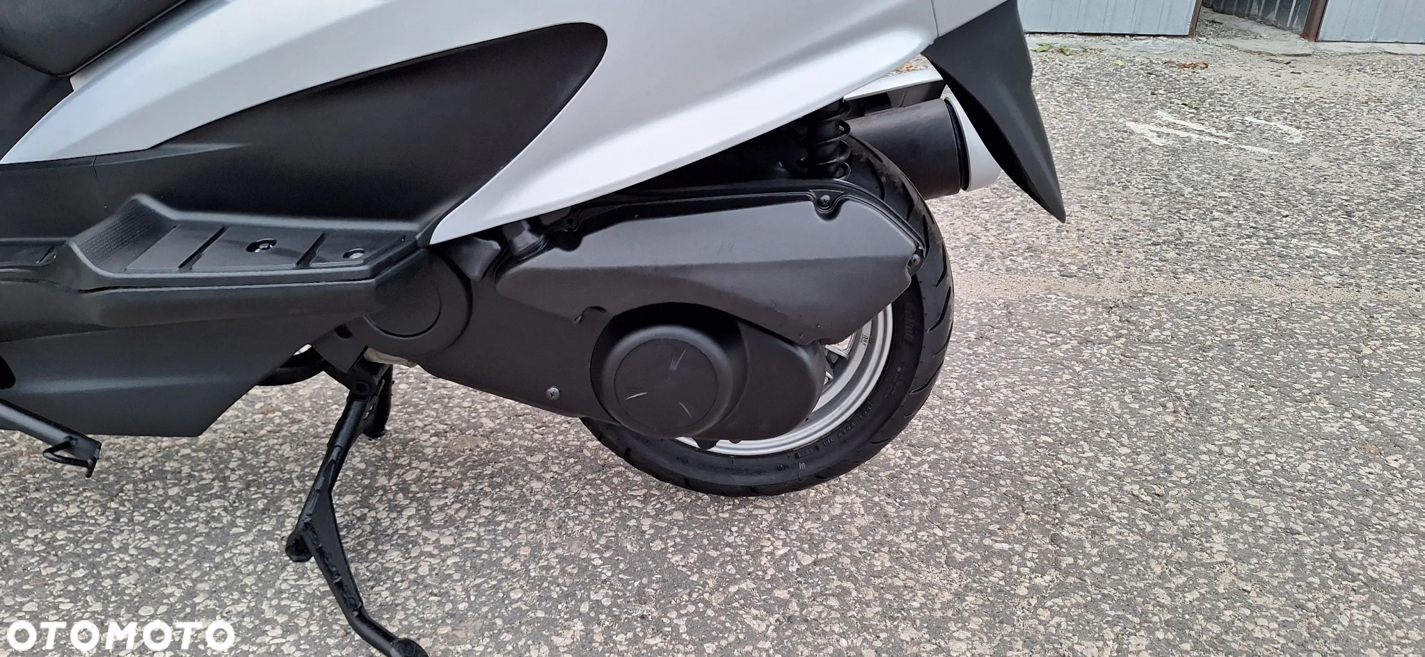 Suzuki Burgman - 8