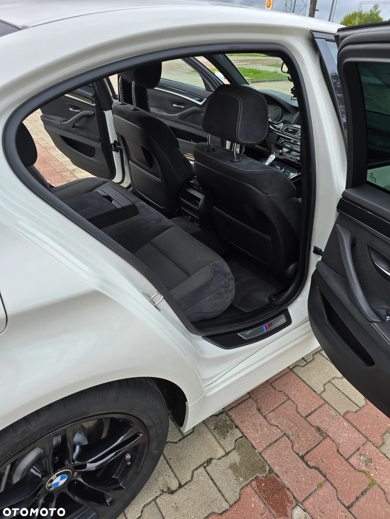 BMW Seria 5 520d xDrive M Sport sport - 11