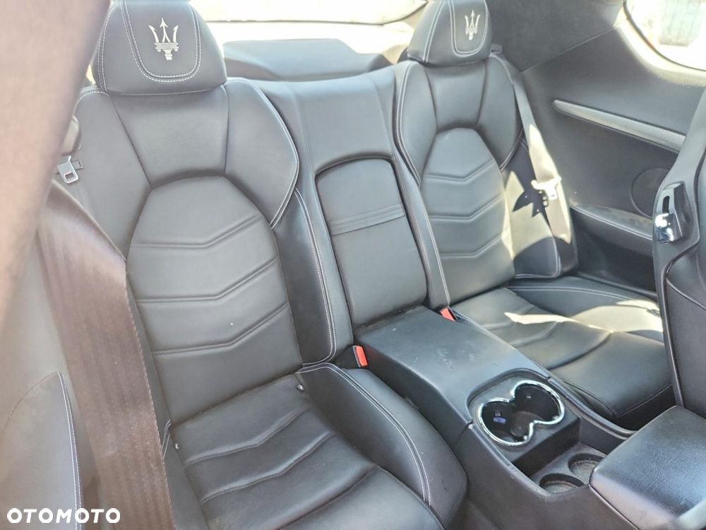 Maserati GranTurismo - 11
