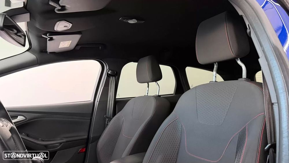 Ford Focus SW 1.0 EcoBoost ST-Line - 22