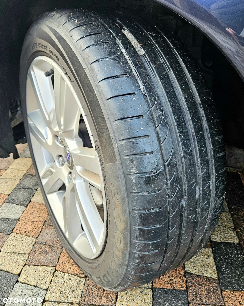 Volvo V70 D5 Summum - 34