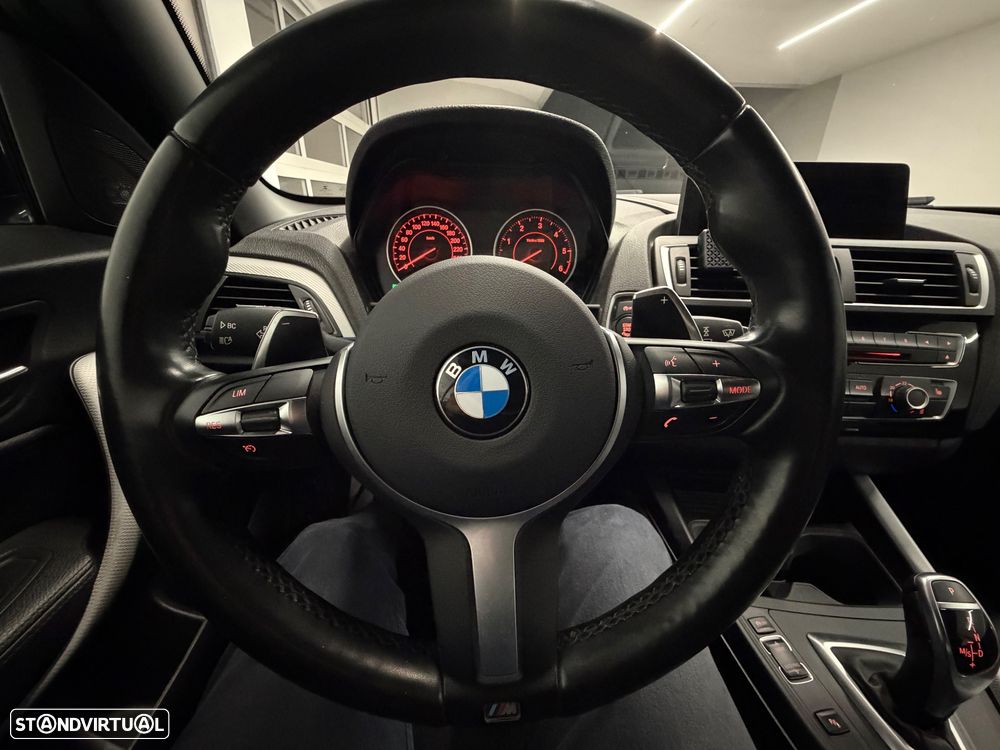 BMW 220 d Cabrio Pack M Auto - 30