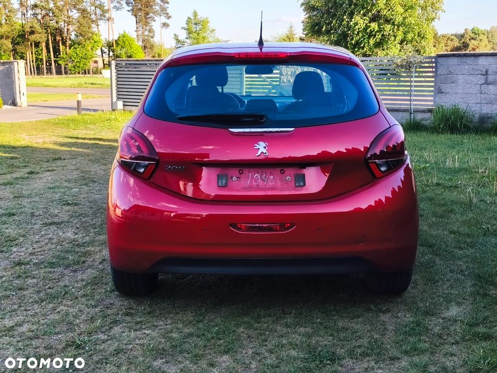 Peugeot 208 1.2 PureTech Allure - 6