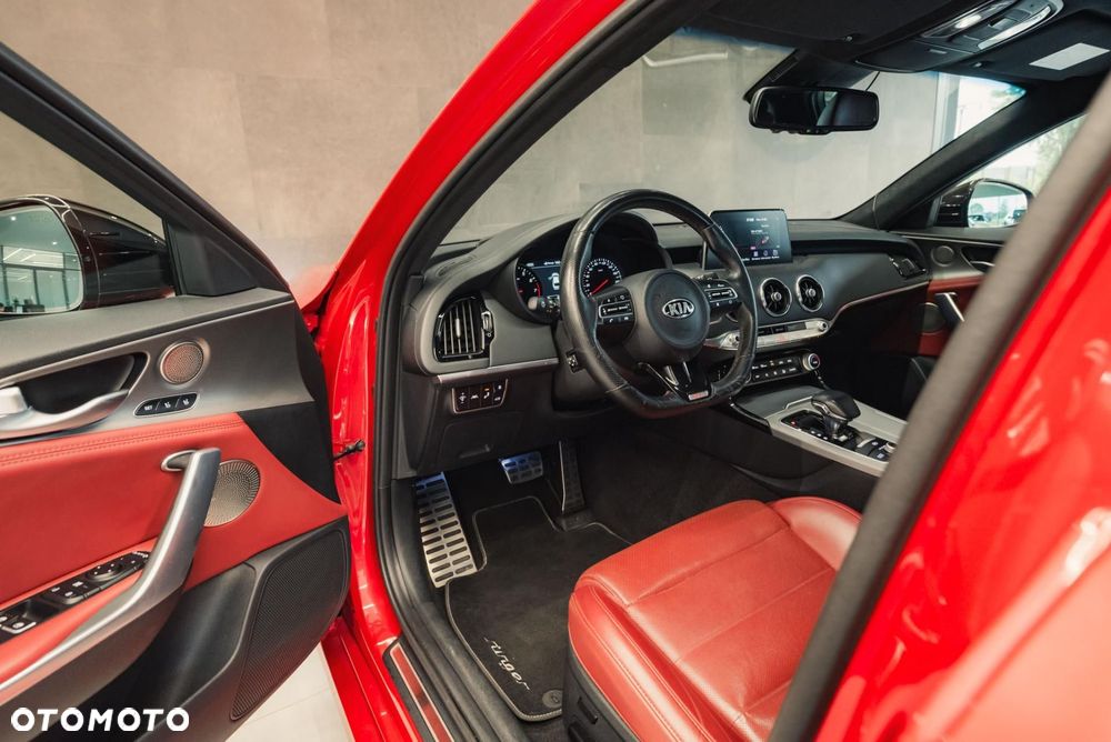 Kia Stinger 3.3 T-GDI V6 GT Prestige Line AWD - 10
