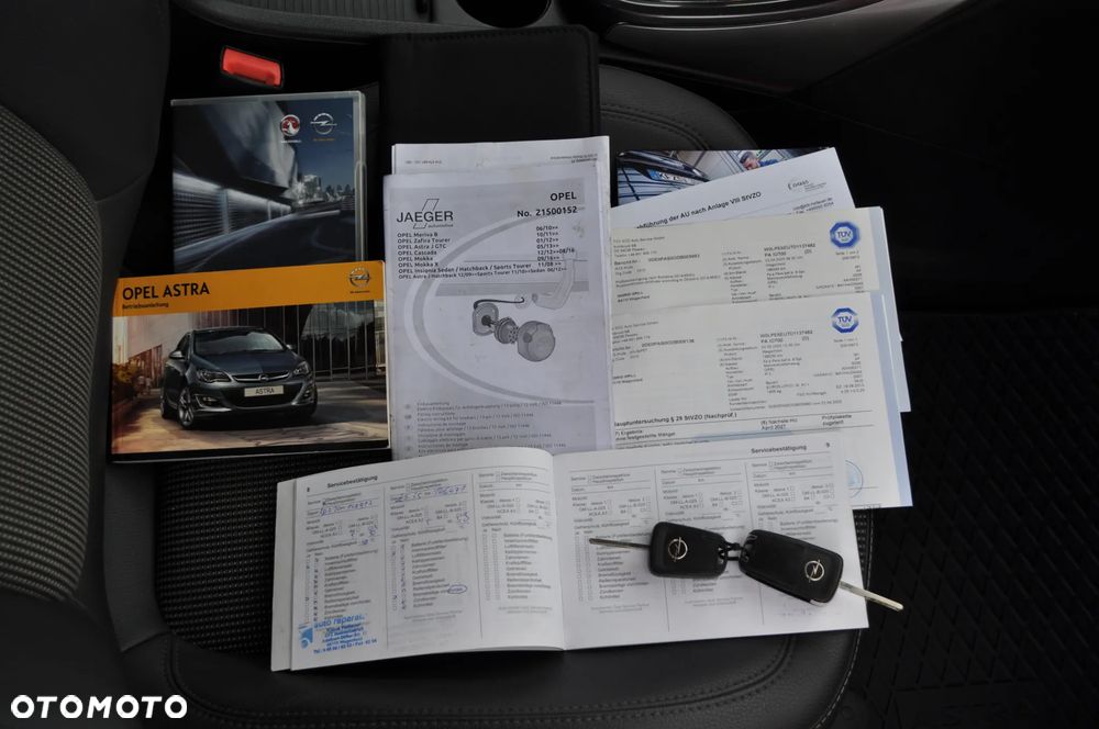 Opel Astra 1.4 Turbo Exklusiv - 33
