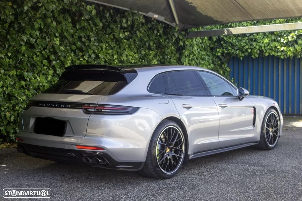 Porsche Panamera Sport Turismo - 5