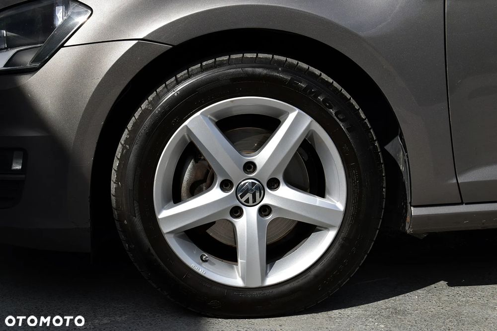 Volkswagen Golf VII 1.6 TDI BMT Trendline DSG - 16