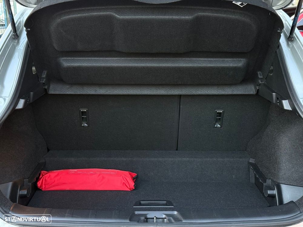 Nissan Qashqai 1.5 dCi N-Connecta J18 - 18