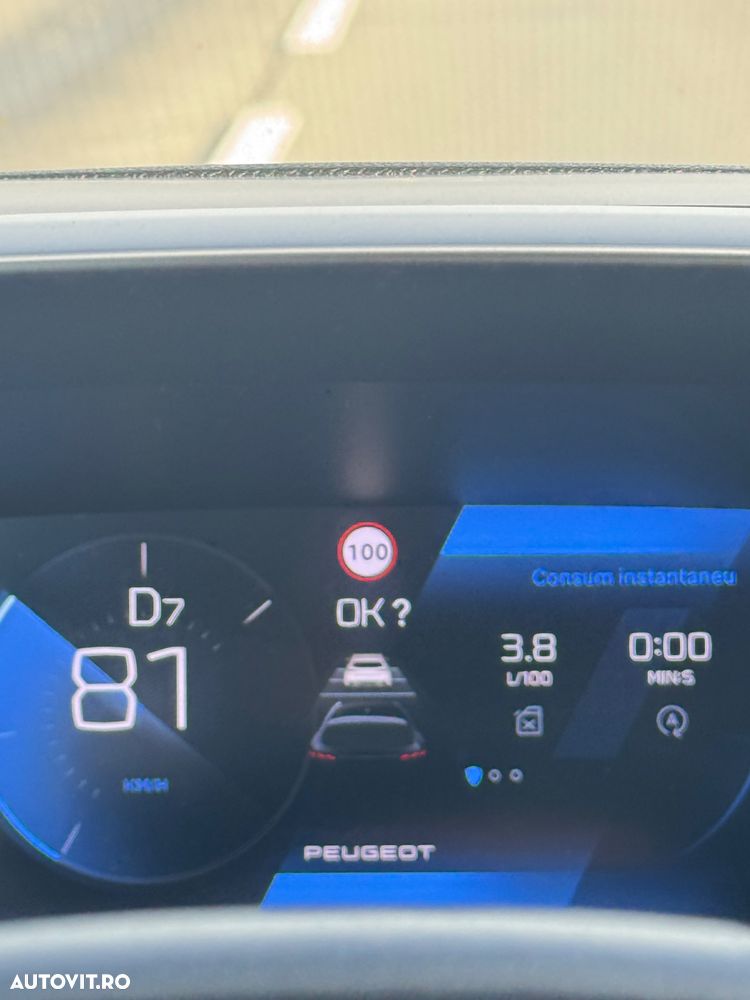 Peugeot 308 1.2L PureTech 130 S&S EAT8 Allure - 12