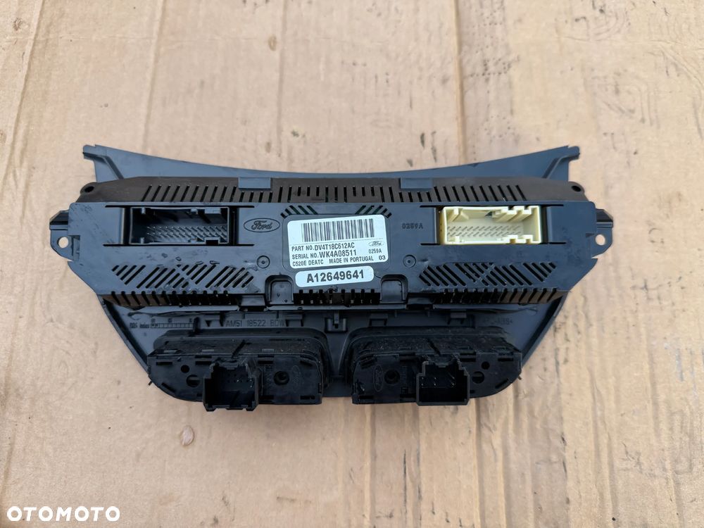 Panel sterowania nawiewu klimatyzacji DV4T18C612AC Ford Kuga II OE - 3