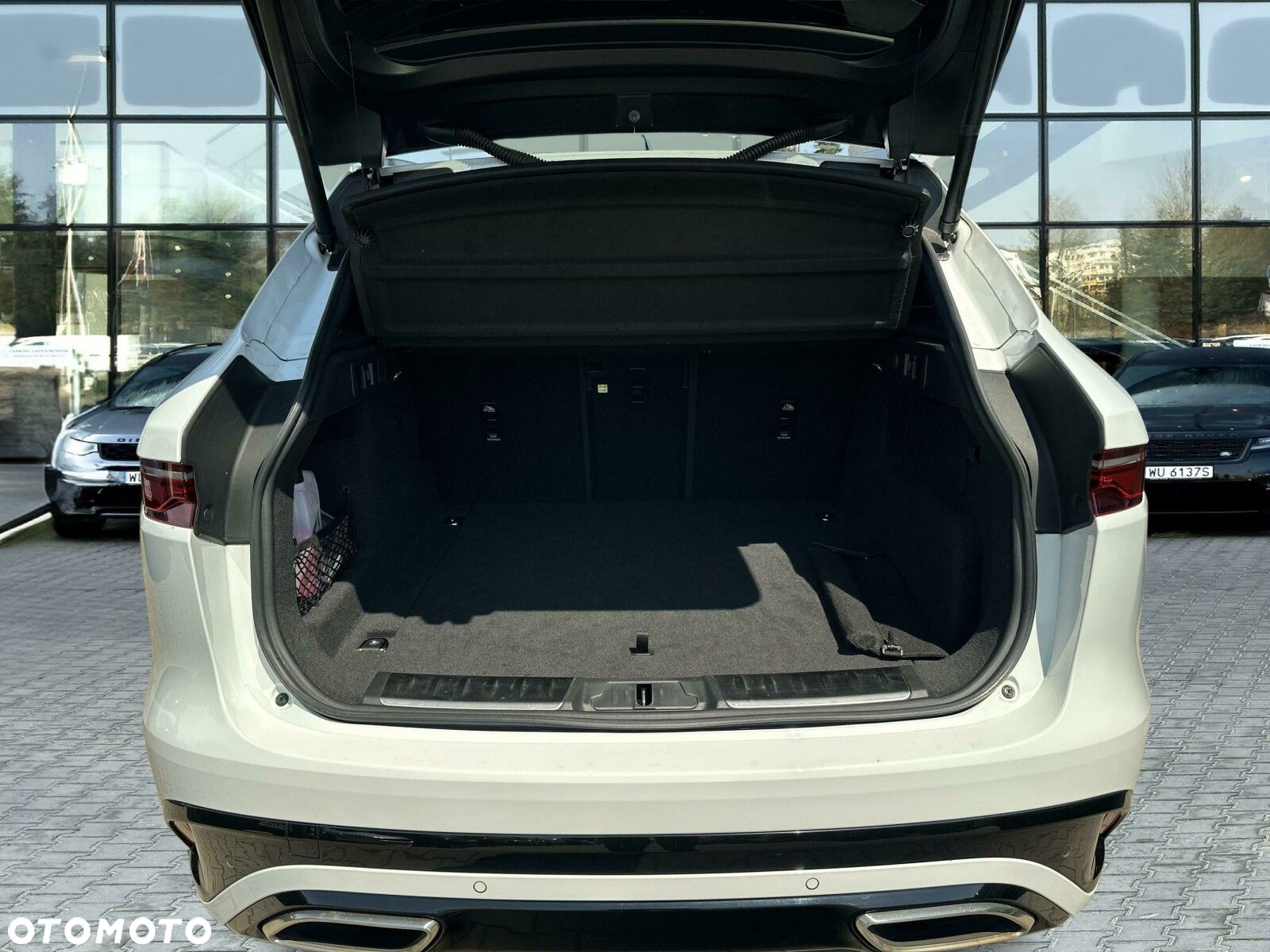 Jaguar F-Pace - 20