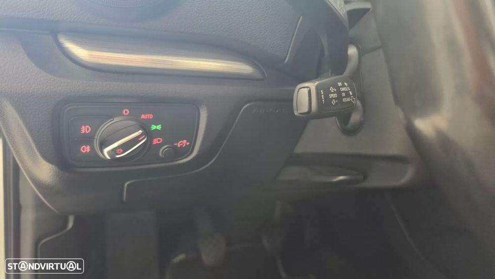 Audi A3 Sportback 1.6 TDI S-line - 36