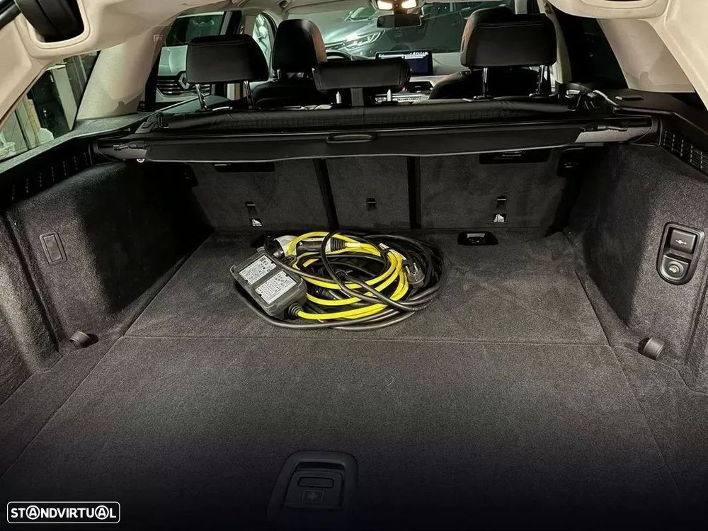 BMW 530 e Line Luxury - 15