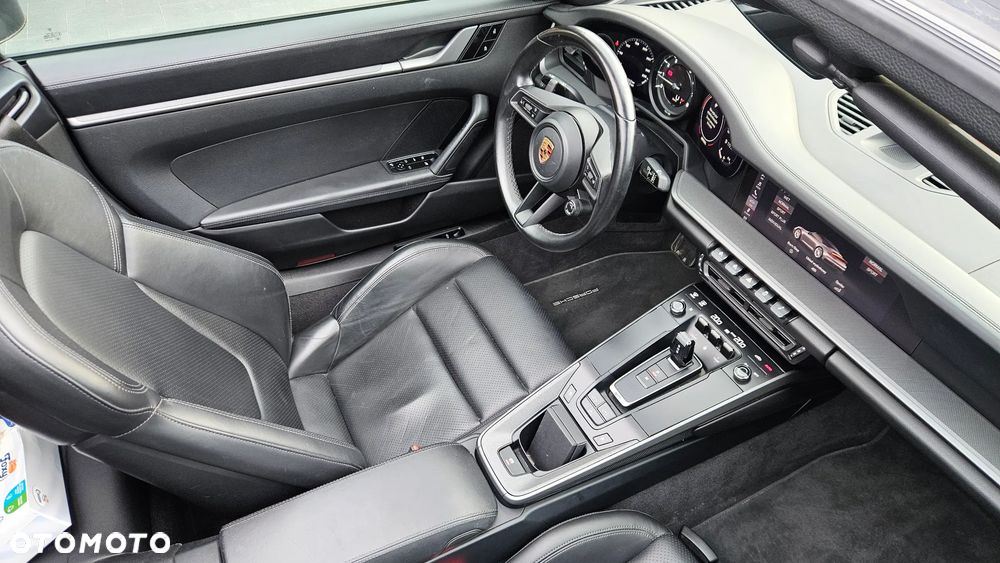 Porsche 911 - 16