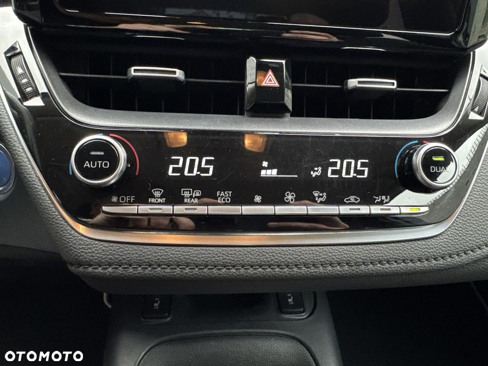 Toyota Corolla 1.8 Hybrid Comfort - 19