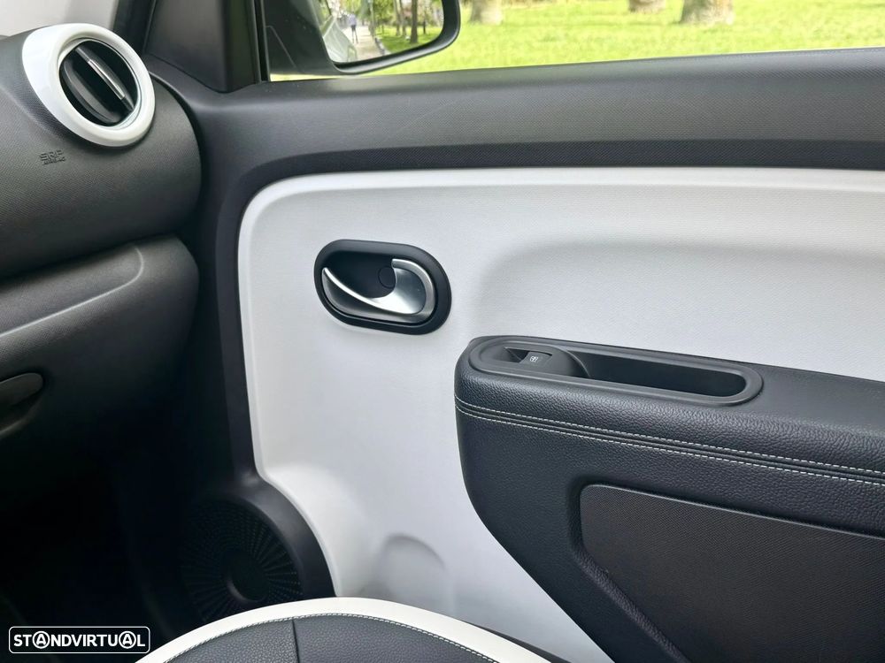 Renault Twingo 1.0 SCe Intens - 19