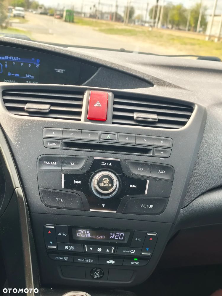 Honda Civic 1.8 S - 16