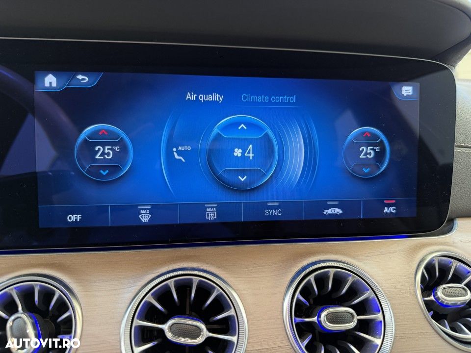 Mercedes-Benz CLS - 23