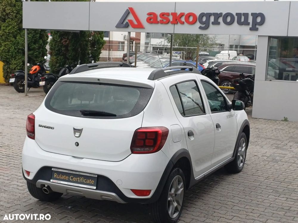 Dacia Sandero Stepway ECO-G 100 MT6 Essential - 4