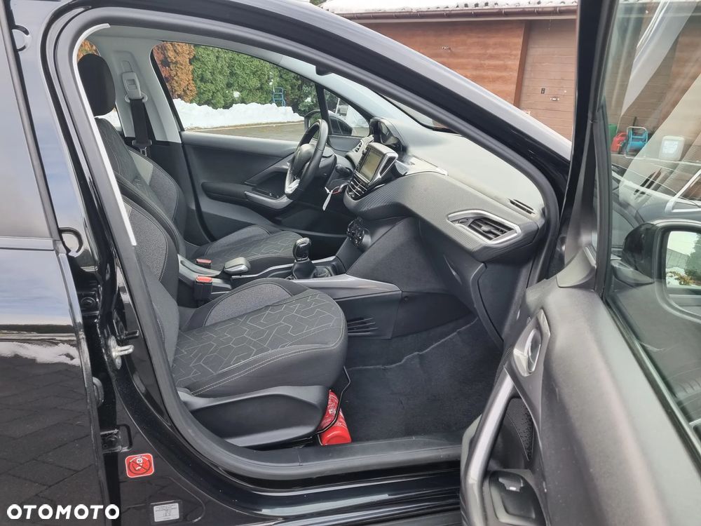 Peugeot 2008 82 VTI Active - 19