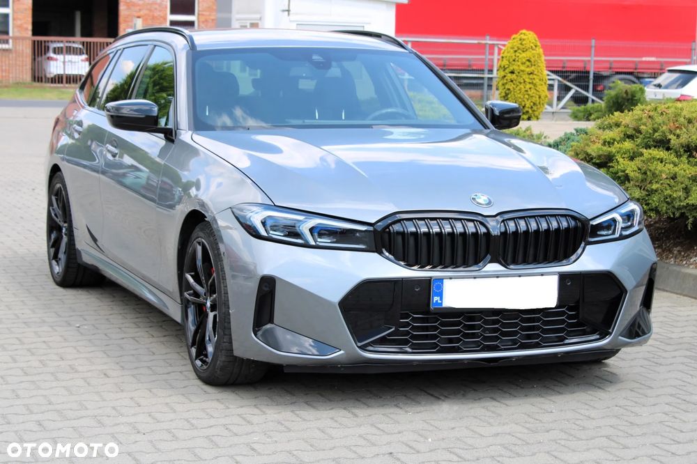 BMW Seria 3 330i xDrive M Sport sport - 2