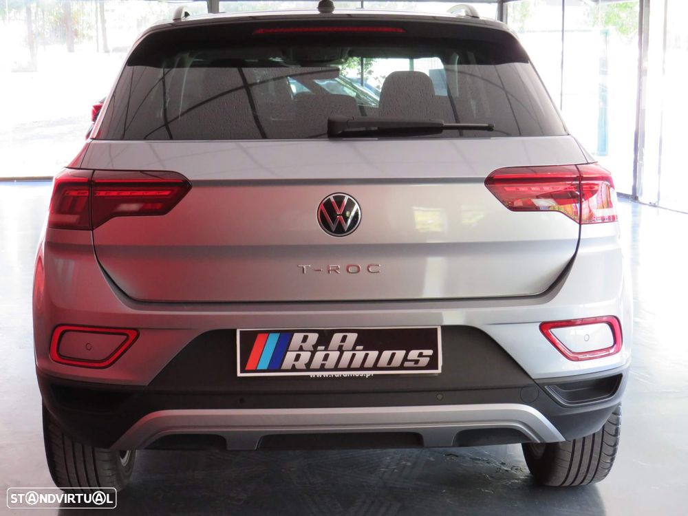 VW T-Roc 1.5 TSI Urban DSG - 7