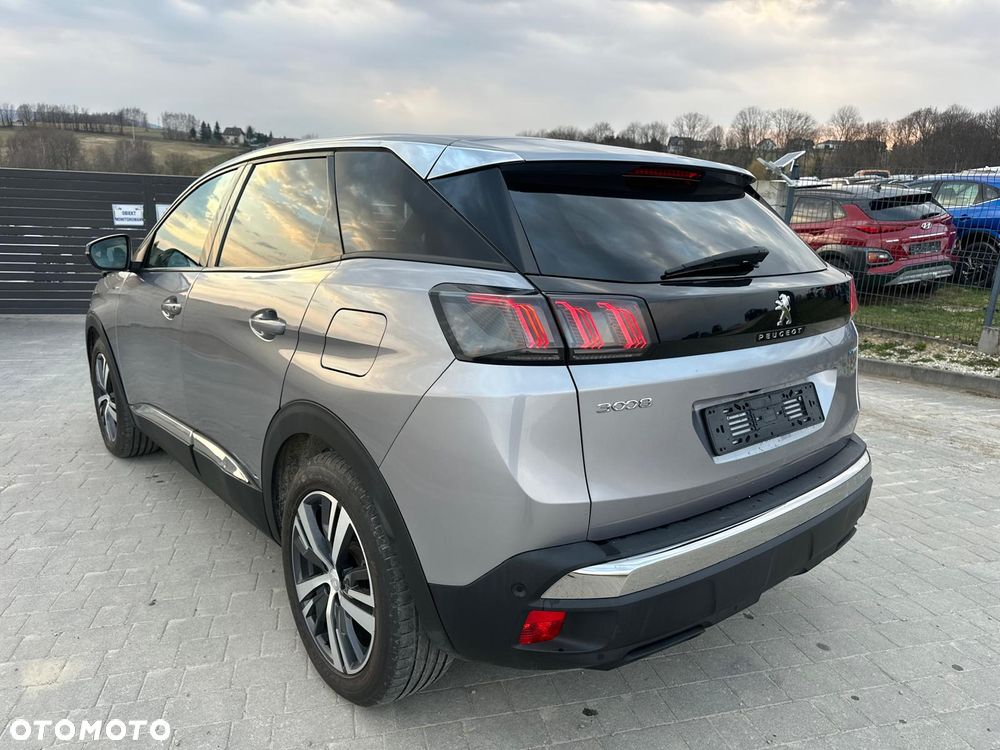 Peugeot 3008 1.6 PureTech Hybrid4 PHEV Allure S&S EAT8 - 6