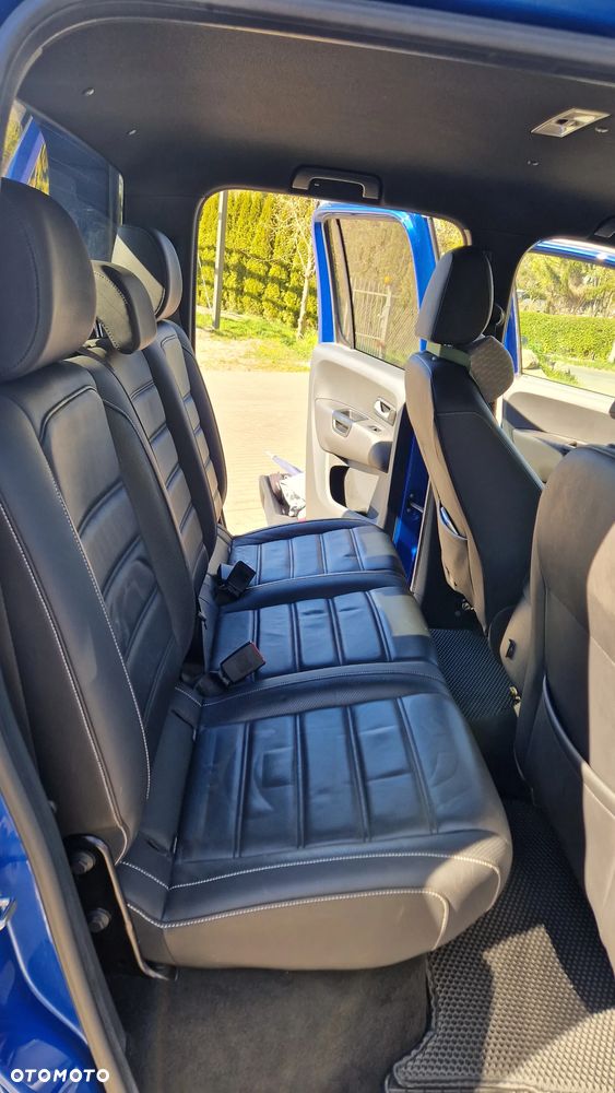 Volkswagen Amarok 3.0 V6 TDi 4MOTION Aventura - 3