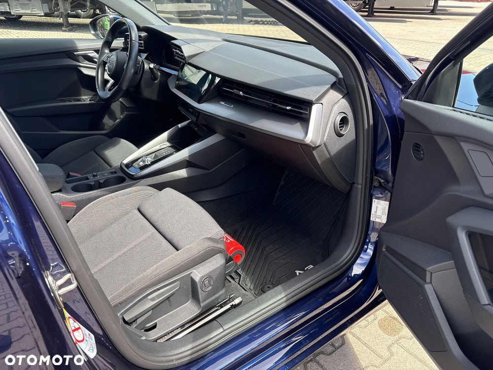 Audi A3 Sportback 35 TDI S Line S tronic - 14